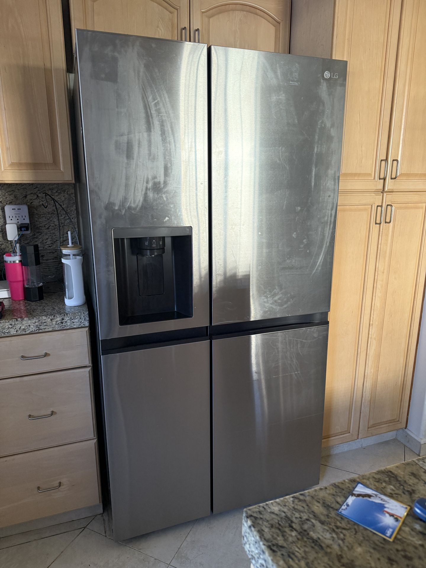 LG - 23 Cu. Ft. Side-by-Side Counter-Depth Refrigerator - HALF PRICE 