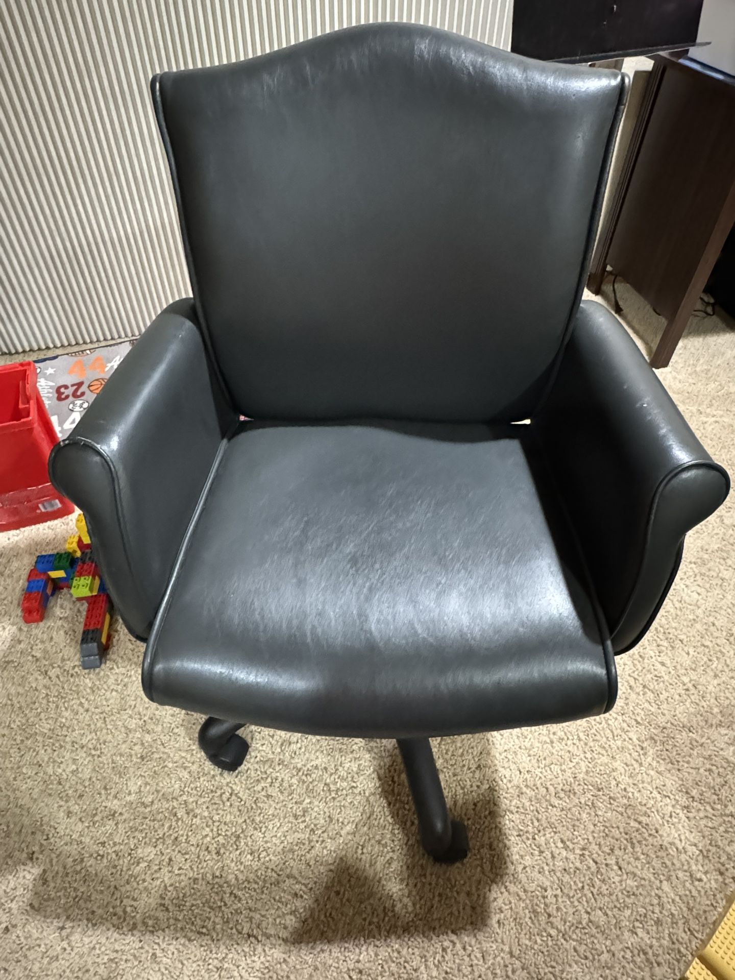 FREE Office Chair & Books (baby to 2nd Grade Level)