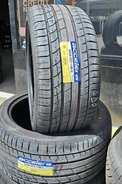 305/40/22 New Set Of Tires 