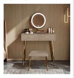 Like New Vanity Desk and Chair