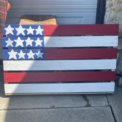 American Flag Pallet