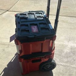 Milwaukee PACKOUT 22 in. Rolling Modular Tool Box