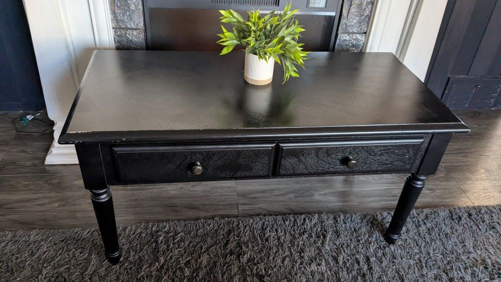 Thomasville Coffee Table