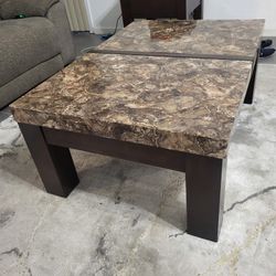 Coffee Table With 2 End Tables