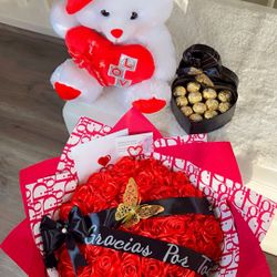 Ramo   de 50 rosas Eternas Con Peluche Y Chocolates ❤️