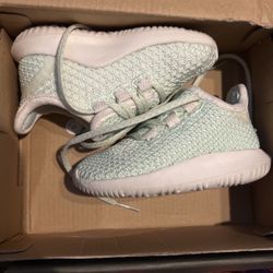 Toddler Size 4c Adidas And Nike