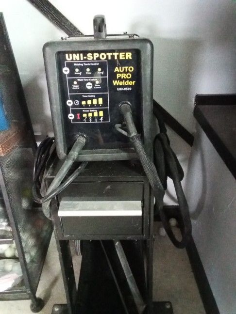 Auto.Body@panit