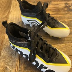 Umbro Soccer Cleats Kids