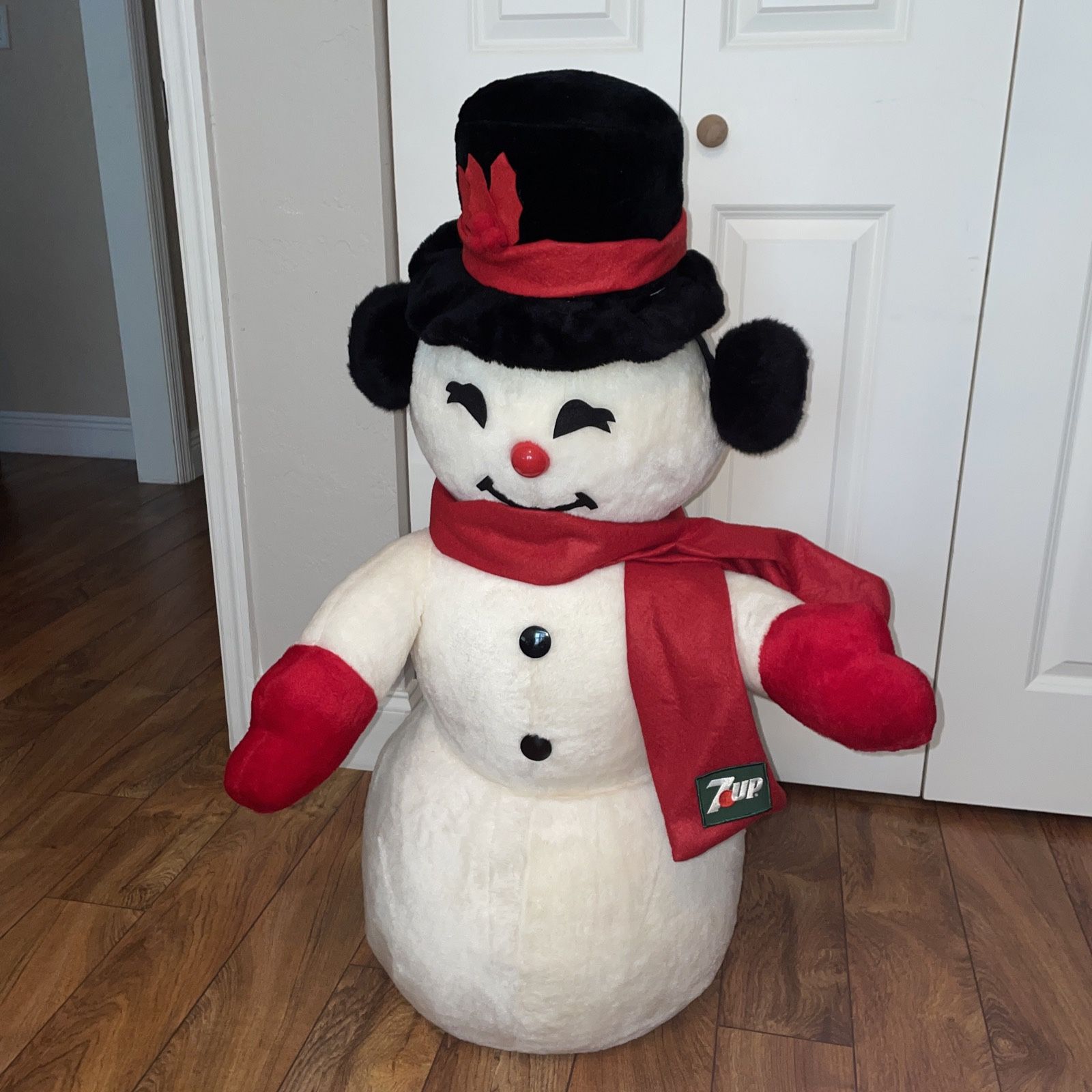 Vintage 7up Snowman Plushy 3’ High! Rare And Collectible