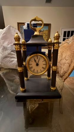 Antique Style Brass & Marble Mantel Clock – Neoclassical Design