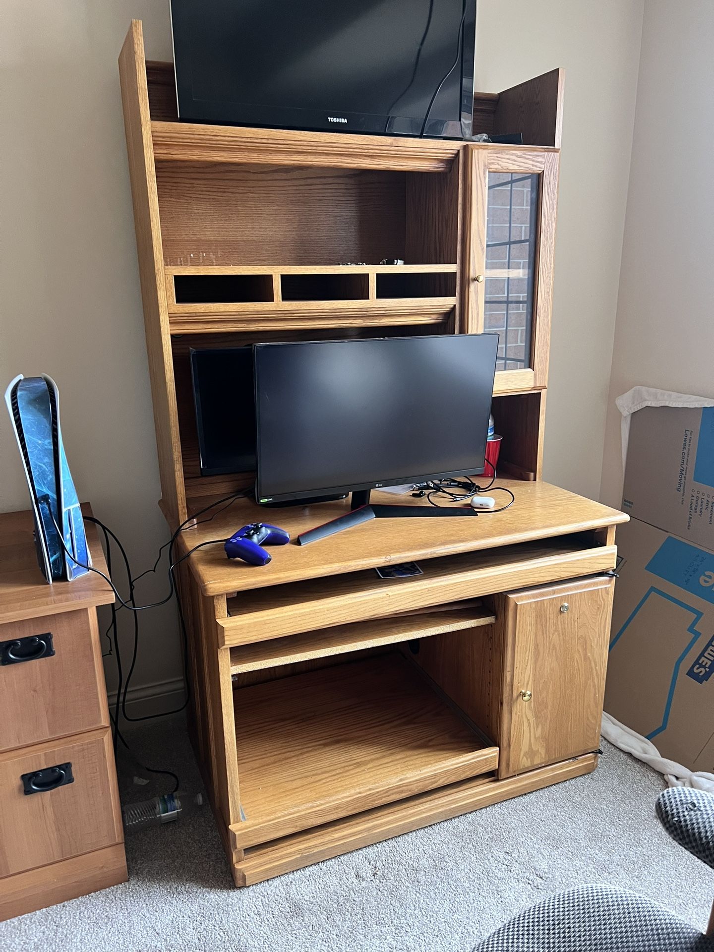 Computer Desk - Moving Today/need out Asap