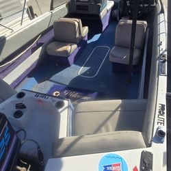 Bayliner Caprice 