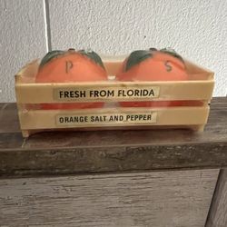 Vintage Salt And Pepper Shakers 