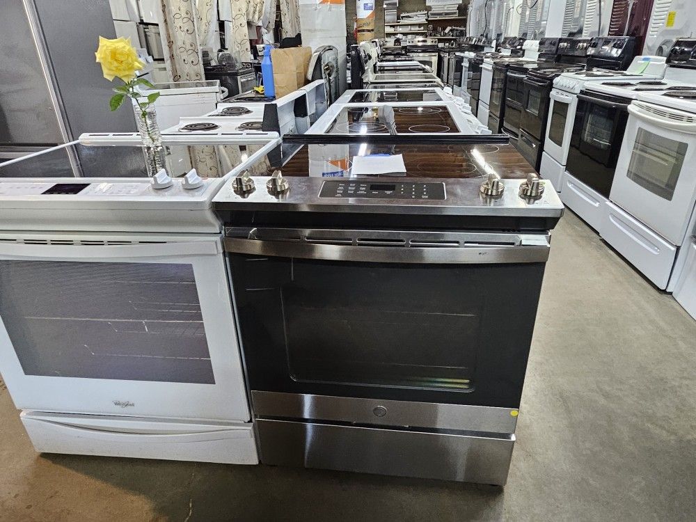 BLOW OUT SALE WAREHOUSE FULL OF NICE CERTIFIED REFURBISH RECONDITION Lightly Used Refrigerators Washer Dryer Oven Stove Stackable Free Warranty