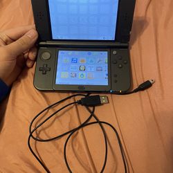 New Nintendo 3ds Xl Working And In Good Shape 