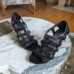 Black straps women shoes