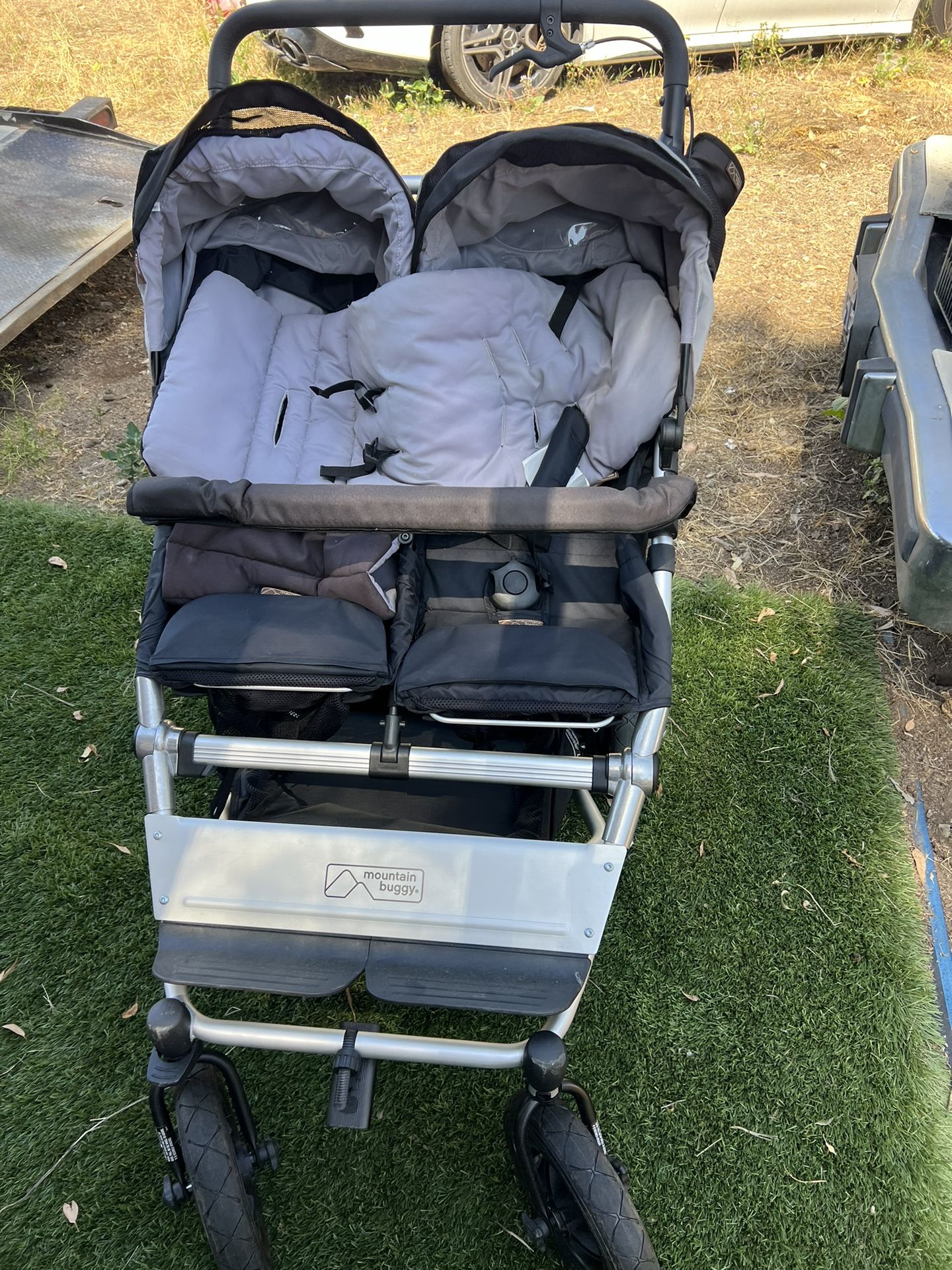 $350 Stroller Almost Brand New. Brand Mountain Buggy