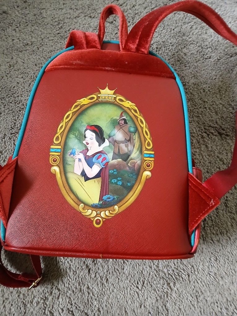 Snow White Merchandise