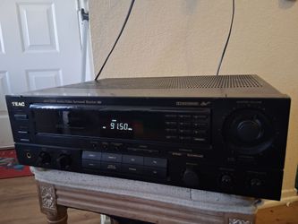 Stereo Receiver Amplifier TEAC 220watts Fm/Am Radio ,Aux/Rca ,Quartz Tuner 30 Memory surround sound