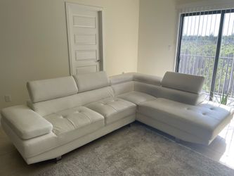 White Sectional Sofa 5 seats