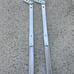 Upper Clam Shell supports for 60-66 Chevy Suburban