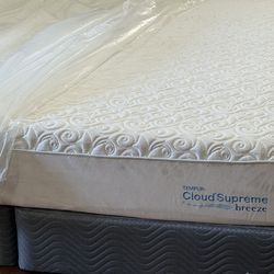 USED KING SIZE TEMPER PEDIC MEMORY FOAM COOL GEL MATTRESS WITH BOX SPRINGS DELIVERY 🚚 AVAILABLE