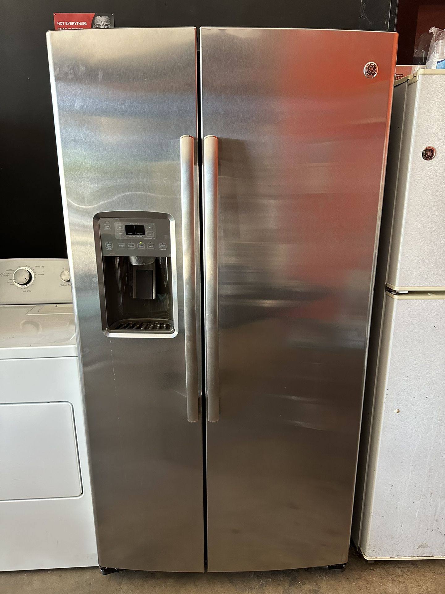Ge Refrigerator (side By Side) (Stainless Steel) 