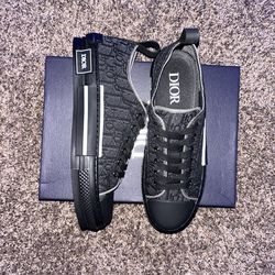 Dior Shoes