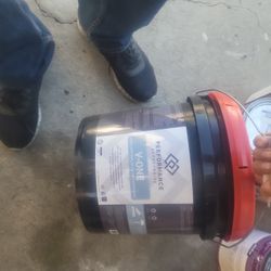 Glue For Carper Or Floor