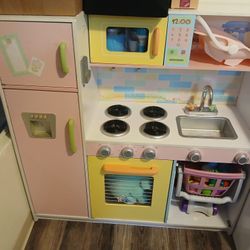 Kids Play Kitchen 