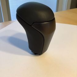 3rd Gen OEM Tacoma leather shift knob