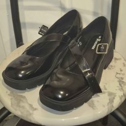 Youthful shoes for sale, cute style. Two Pairs For One Price.