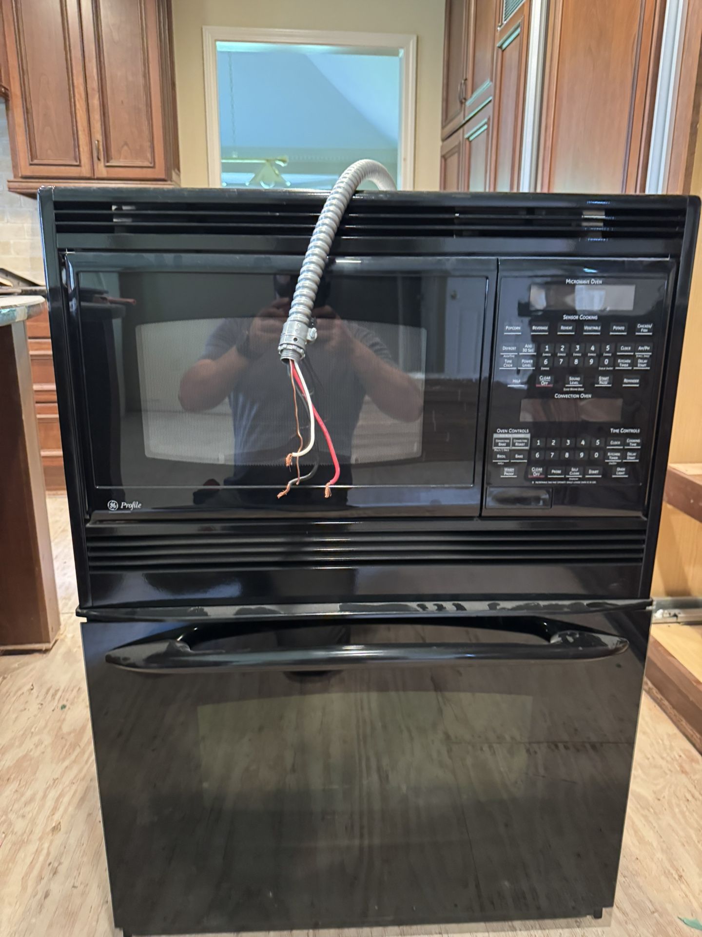 microwave oven