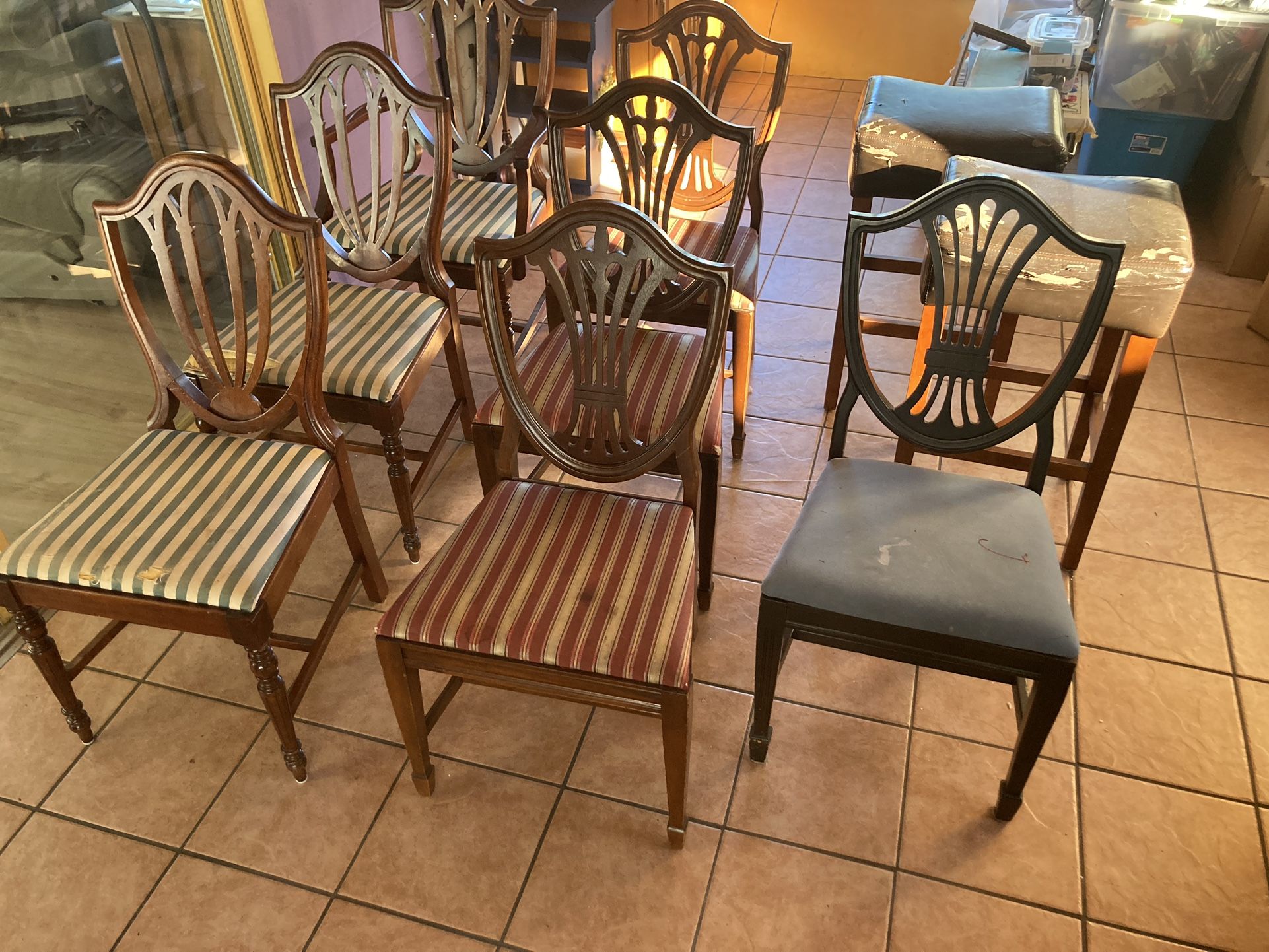 Free Chairs And Stool