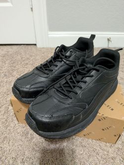 Black Low-Top Non Slip Work Sneakers, Men, Size 9