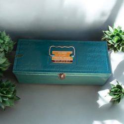 Vintage Metal 1950’s Lawrence Tackle MFG. Co Fishing Tackle Box 