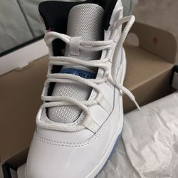 Legend Blue Jordan 11
