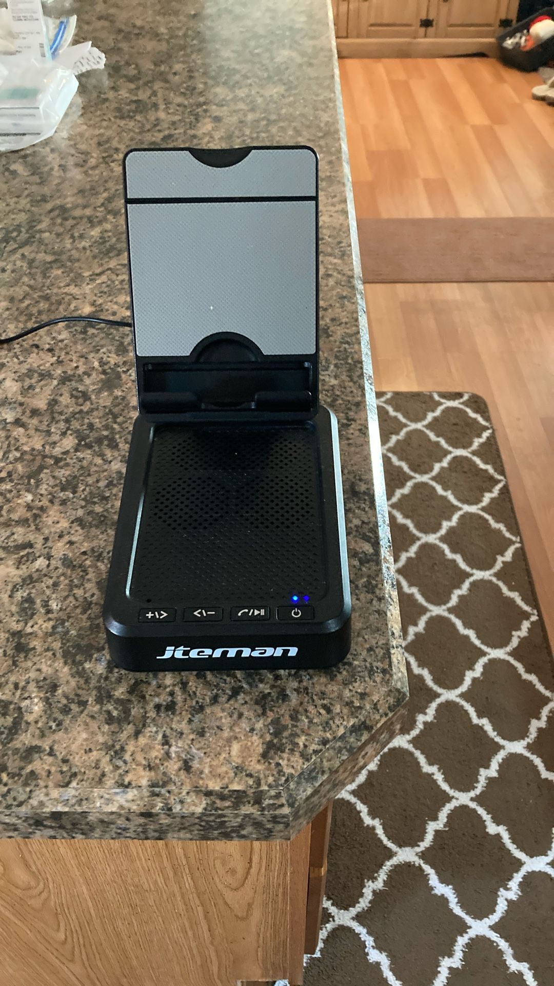 Bluetooth Phone , iPad,kindle Stand