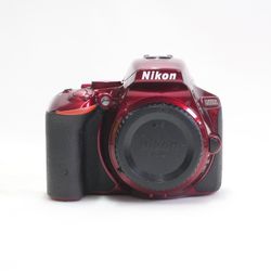 Nikon D5500 24.2MP Digital SLR DSLR Camera