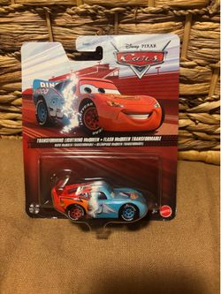 Transforming Lightning McQueen