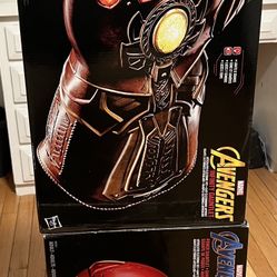 Iron Man And Thanos Infinite Hand