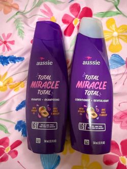 Aussie Total Miracle Shampoo & Conditioner Set (Pick Up Only)