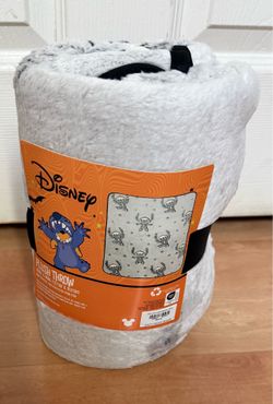 New Disney Stitch Glow In the Dark 🎃 Throw Blanket