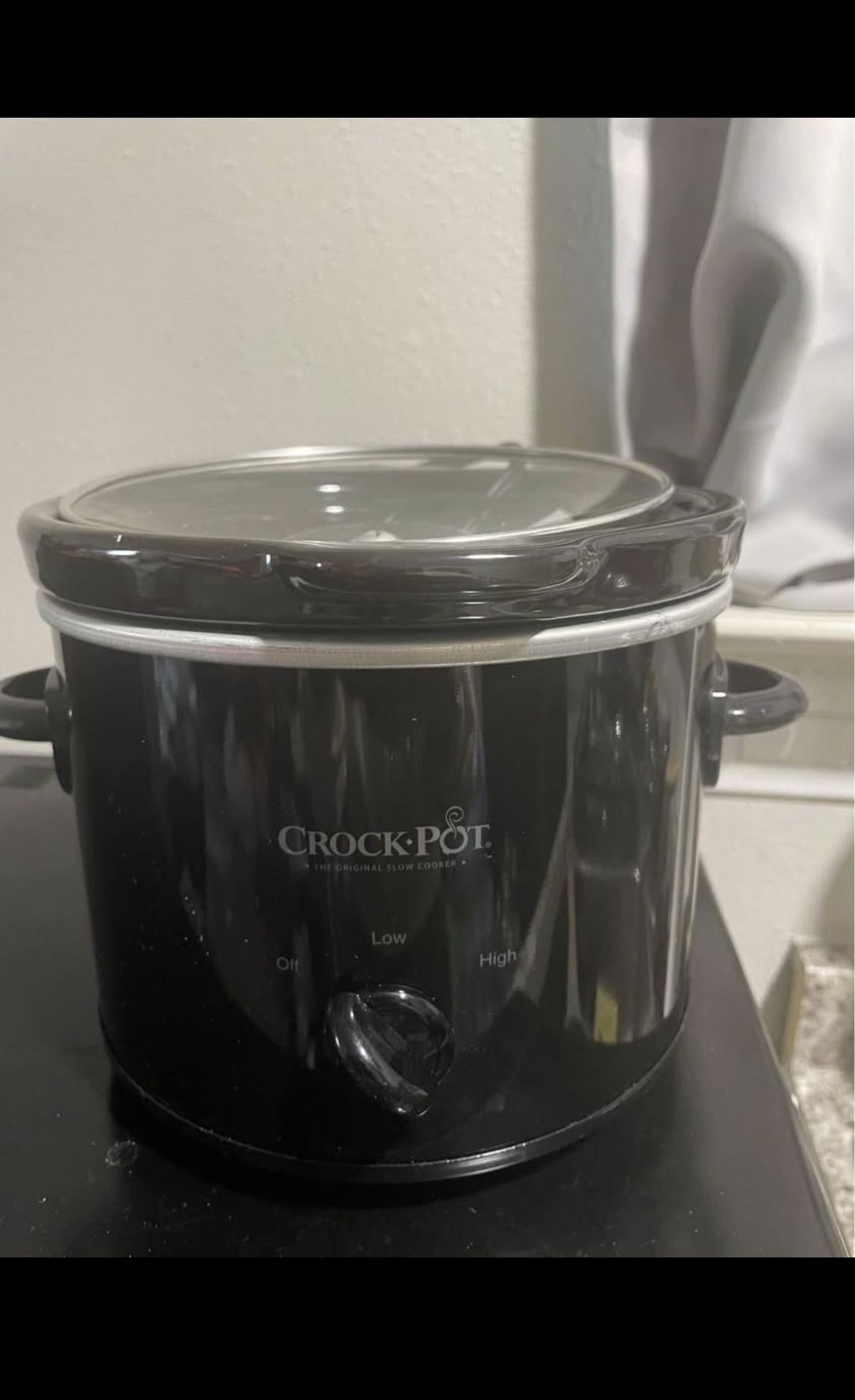 Crock Pot And Toshiba Microwave