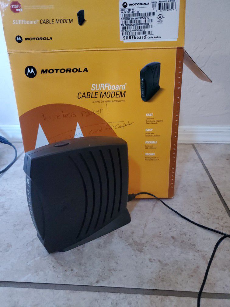 Motorola SURFBoard Cable Modem 