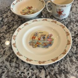 Name Bunny kind Royal Doulton  Tablewear179