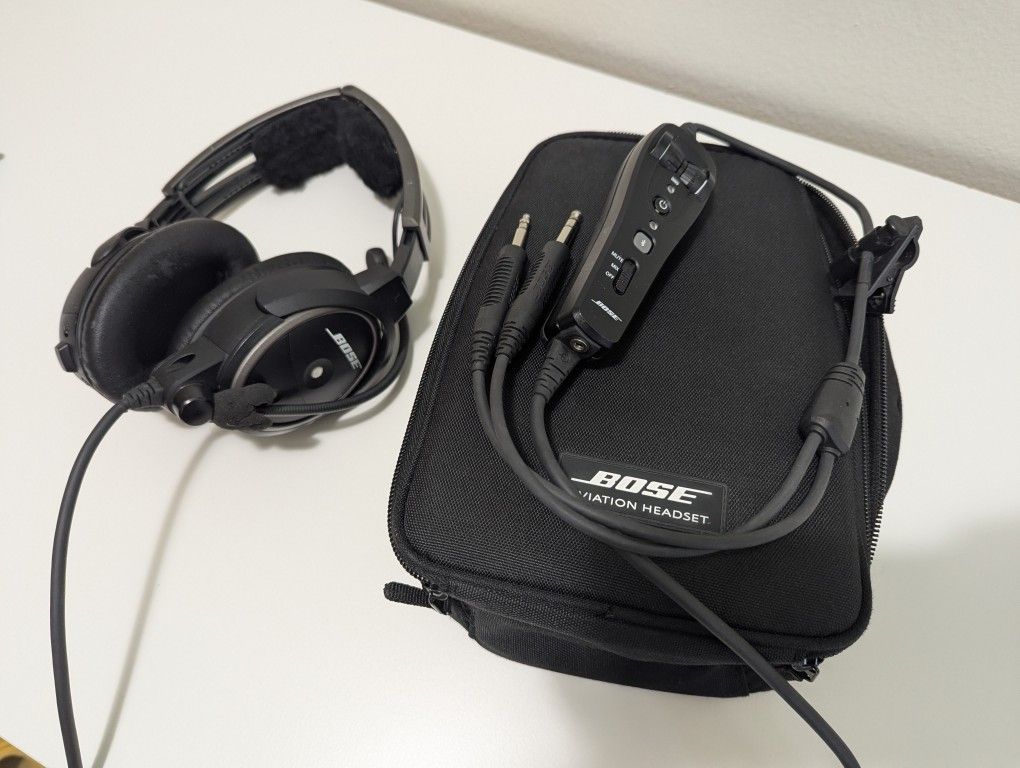 Bose A20 Aviation Headset With Bluetooth Dual Plug Cable 