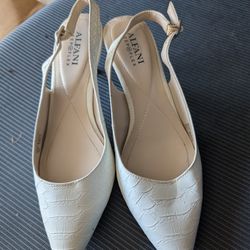 Alfani Flats