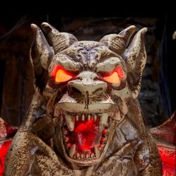 5 Foot Gargoyle Display