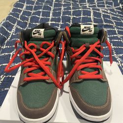 “Patagonia” Nike SB Dunk mid
